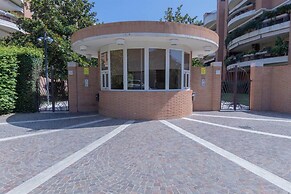 Beautiful 1-bed Apartment in Roma