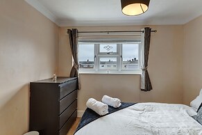 Impeccable 3-bed House in Basildon