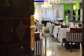 Soltane Hotel - Hussein Day