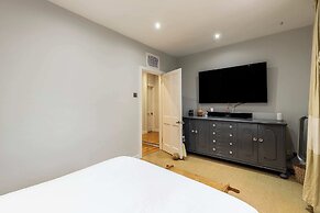 Charming Two Bed Maisonette in Notting Hill