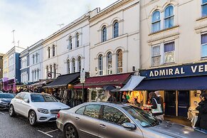Charming Two Bed Maisonette in Notting Hill