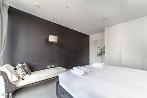 Rockstar Fish Island Penthouse