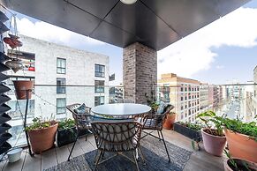 Rockstar Fish Island Penthouse