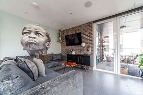 Rockstar Fish Island Penthouse