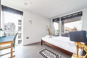 Rockstar Fish Island Penthouse