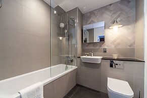 Rockstar Fish Island Penthouse