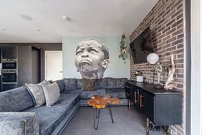 Rockstar Fish Island Penthouse