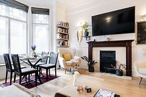 Bright and Modern Mayfair Apartment
