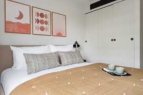 Notting Hill Gate Residence II