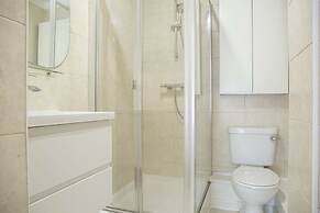 Modern Wandsworth Apartment