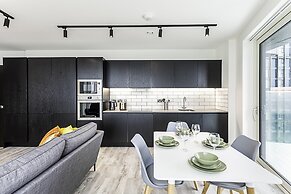 Icon Tower Flat One - North Acton