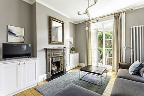 Idyllic Islington Flat