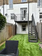 Idyllic Islington Flat