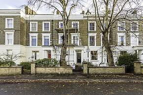 Idyllic Islington Flat