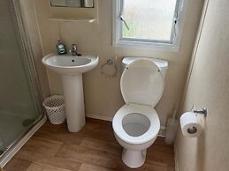 Super Pet Friendly 2 Bedroom Caravan Heacham Beach
