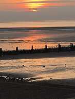 2 Bed Caravan Pets go Free at Heacham Beach