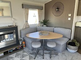 2 Bed Caravan Pets go Free at Heacham Beach