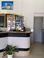 Hotel Madonna Del Pino