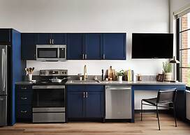 Memoir Wedgewood Houston