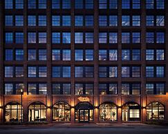 Memoir Wedgewood Houston