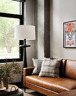 Memoir Wedgewood Houston