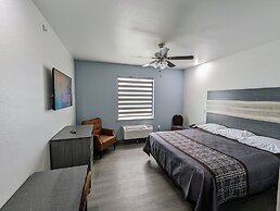 Texas Bungalows Hotel & Hotel Que at  i35 Austin Pflugerville