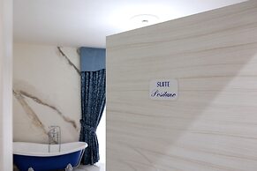 REDDIMUS Guest House