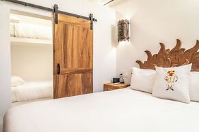 5 Frogs Hotel Bucerias