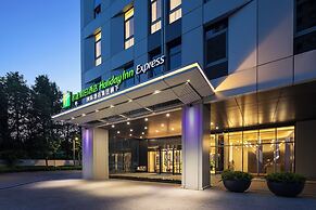 Holiday Inn Express Shanghai Changfeng Park by IHG