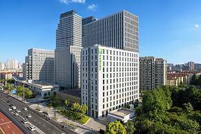 Holiday Inn Express Shanghai Changfeng Park by IHG