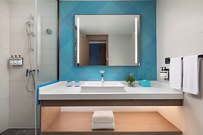 Holiday Inn Express Shanghai Changfeng Park by IHG