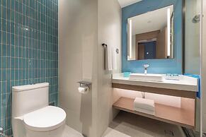 Holiday Inn Express Shanghai Changfeng Park by IHG