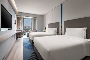 Holiday Inn Express Shanghai Changfeng Park by IHG