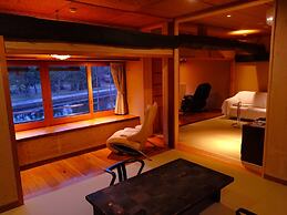 WAIN TO OYADO CHITOSE