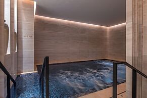 Solaire Resort North