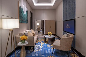 Solaire Resort North