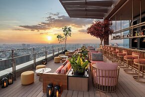 Solaire Resort North