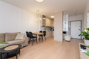 Letnica - Seaside Apartment 2 by GA