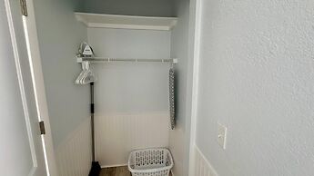 Fins Right - Next to Margaritaville