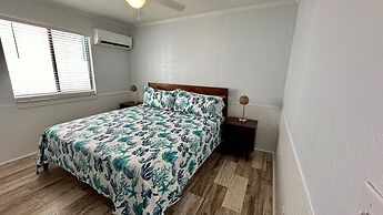 Fins Left - Next to Margaritaville