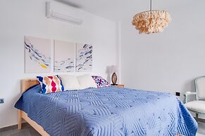 Villa With Sea View Balcony 6 min to Beach