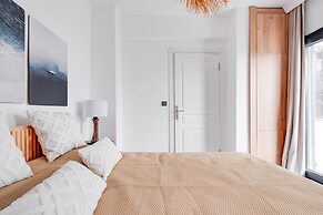 Villa With Sea View Balcony 6 min to Beach