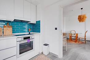 Villa With Sea View Balcony 6 min to Beach