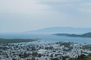 Villa With Sea View Balcony 6 min to Beach