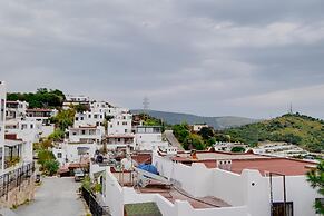 Villa With Sea View Balcony 6 min to Beach