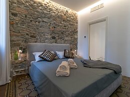 Casa Posta in Como With 1 Bedrooms and 1 Bathrooms