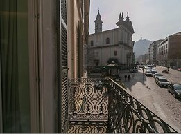 Casa Posta in Como With 1 Bedrooms and 1 Bathrooms