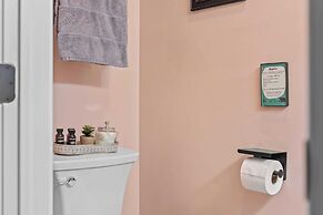 Hidden Bear by Avantstay A+ Central Location