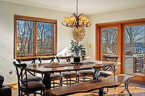 Lake View Retreat Avantstay Entertainer's Home Yard, Deck, Game Room