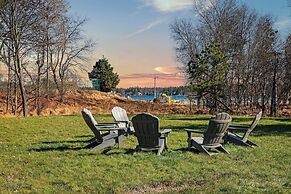 Lake View Retreat Avantstay Entertainer's Home Yard, Deck, Game Room